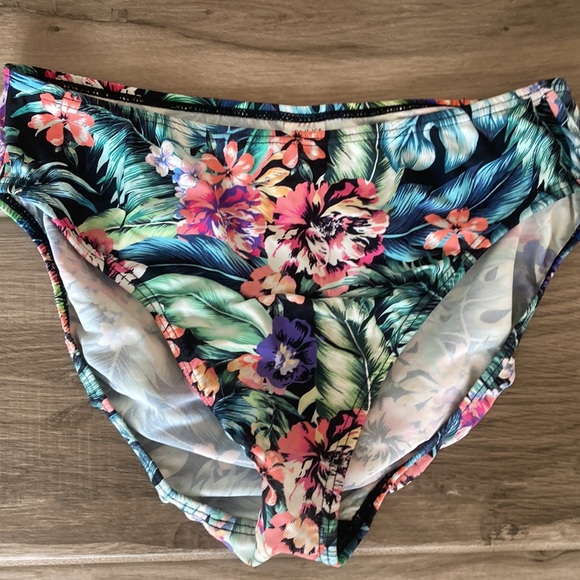 VENUS Swim Venus Tropical Floral Swim Bottoms Poshmark